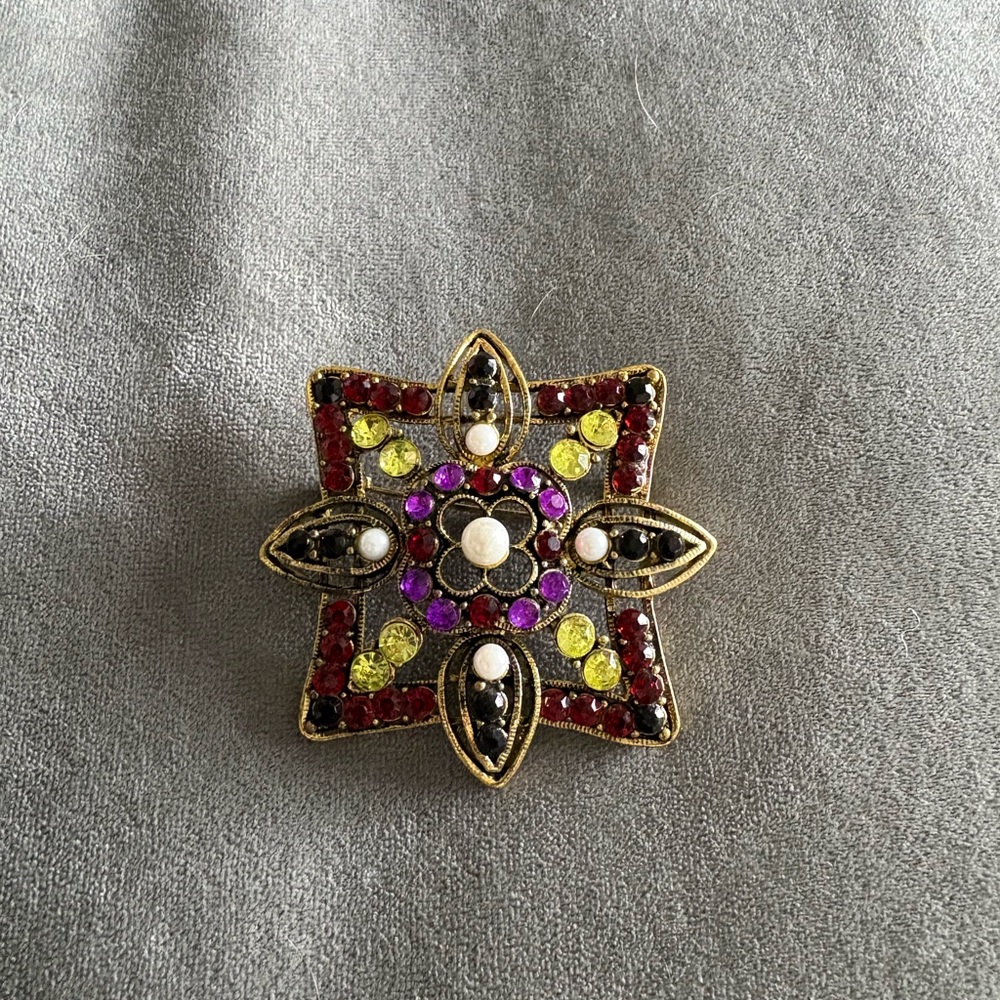 Elegant Multicolor Brooch